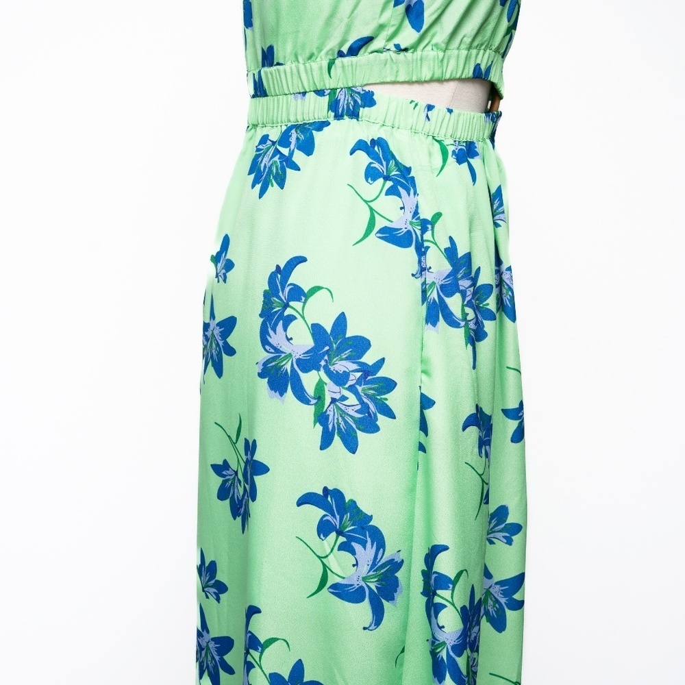Likely Karrica Maxi‎ Dress Blue Floral Cut Out Print - Picture 6 of 15